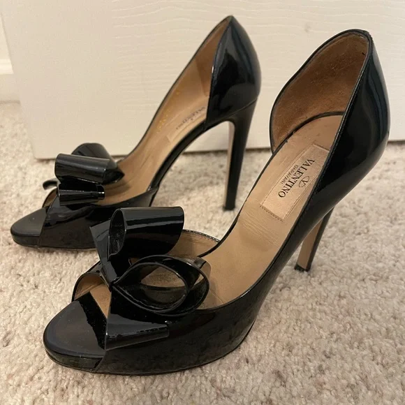 Valentino Garavani Shoes Valentino Bow Pumps Color black - Picture 2 of 7
